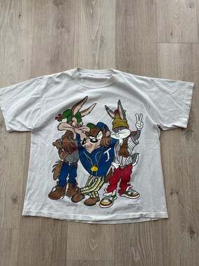 Vintage 1993 Looney Tunes Taz Bugs Bunny Coyote 2 Sided Sweatshirt Sz L